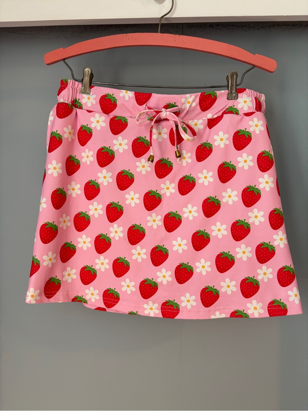 Pink Strawberry-Print Skort with Drawstring Waist